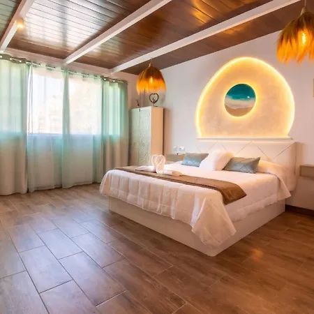 In Guest - Private In The Fishing Port Of Pensión *