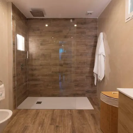 In Guest - Private In The Fishing Port Of * Marbella